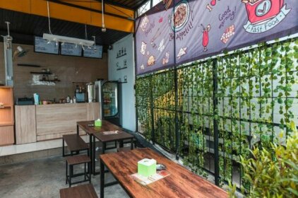 OYO 773 Hotel Rujia Jakarta
