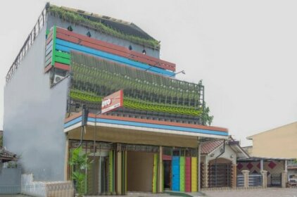 OYO 789 Pelangi Residence