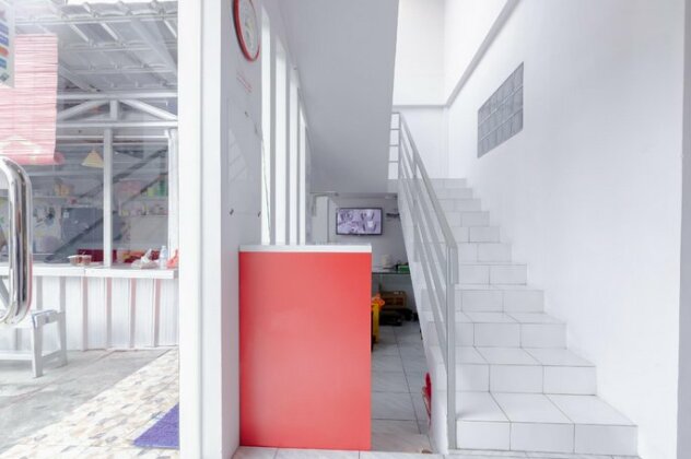 OYO 853 Fongki Place - Photo5