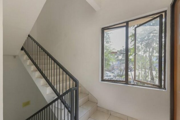 OYO 866 Idola Residence - Photo3