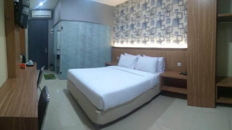 Pancoran Jaya Hotel - Photo2