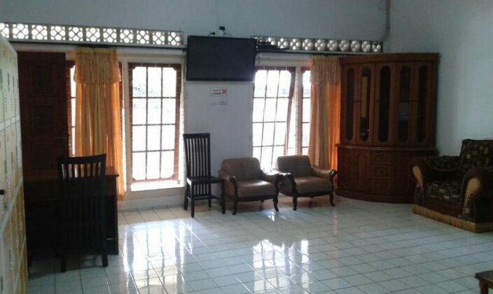 Pondok Heras Suite - Photo2