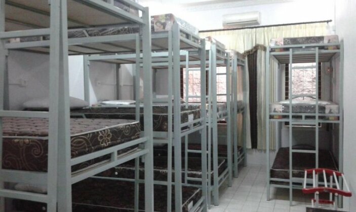 Pondok Heras Suite - Photo5