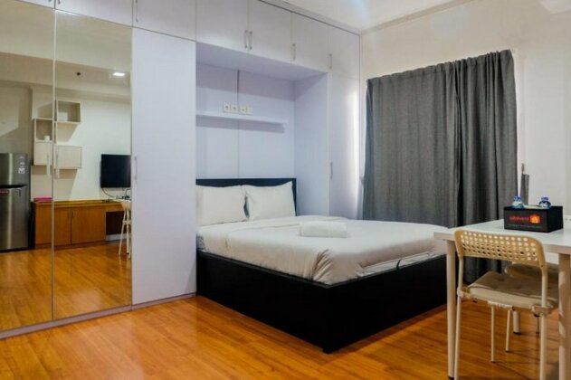Prime Location Sudirman Park Studio Apartment By Travelio - Photo2