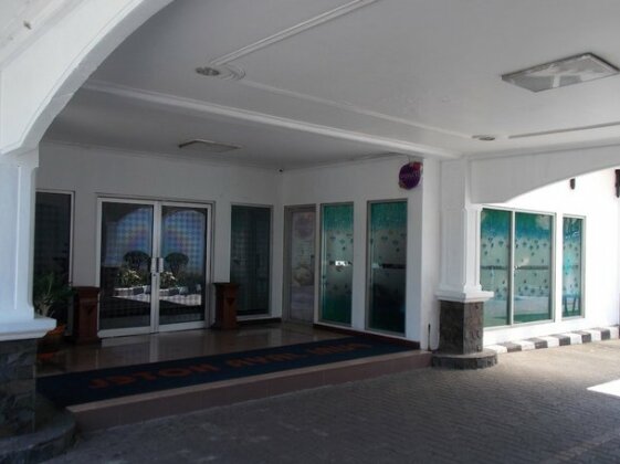 Puri Jaya Hotel - Photo3