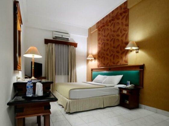 Puri Jaya Hotel - Photo5