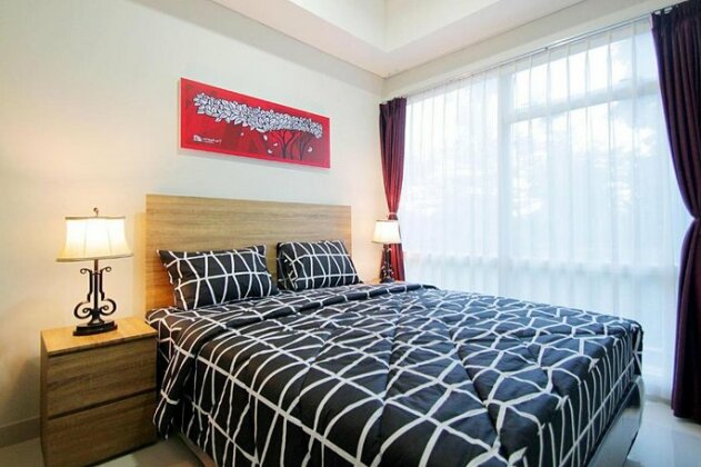 Puri Mansion Apartment by TH