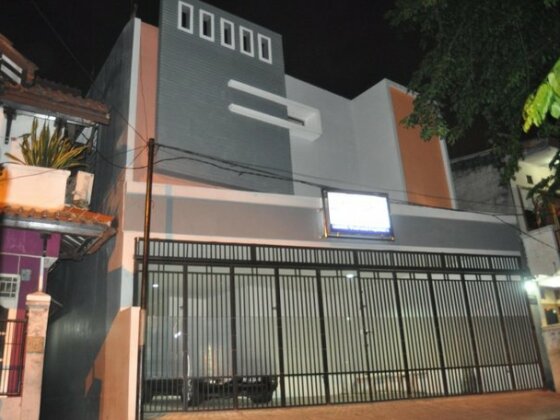 R2 Home Jakarta