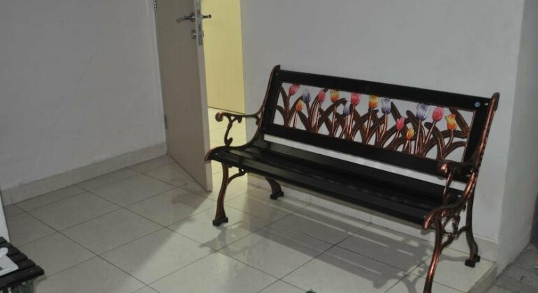 R2 Home Jakarta - Photo2