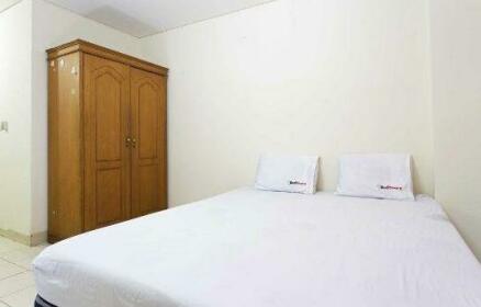RedDoorz Apartment @ Pulo Gadung