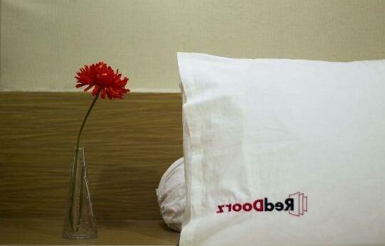 RedDoorz @ Blok A - Photo4