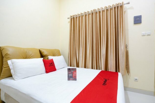 RedDoorz @ Cempaka Putih - Photo5