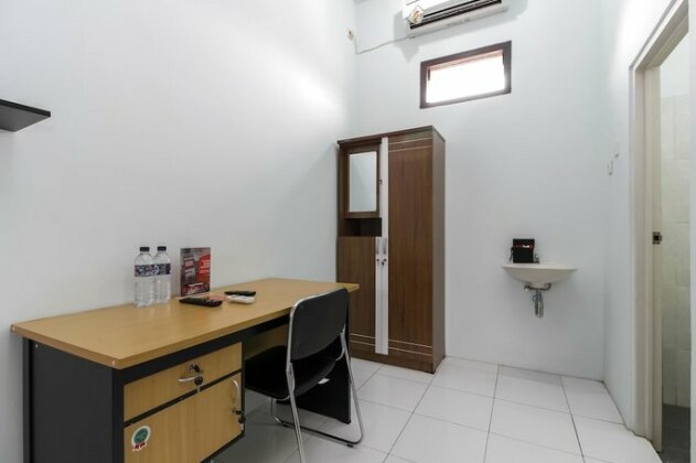RedDoorz @ Jagakarsa 2 - Photo4