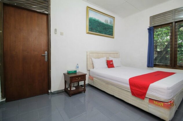 RedDoorz @ Jalan Bangka 2 - Photo4