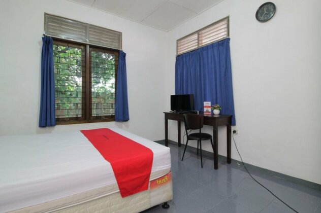 RedDoorz @ Jalan Bangka 2 - Photo5