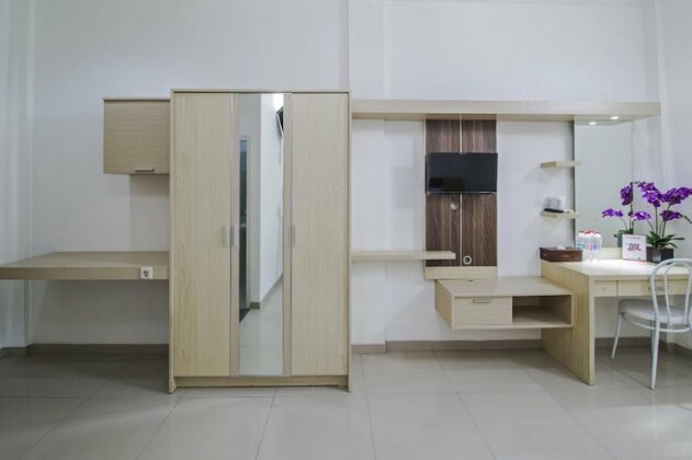 RedDoorz @ Jatiwaringin - Photo5
