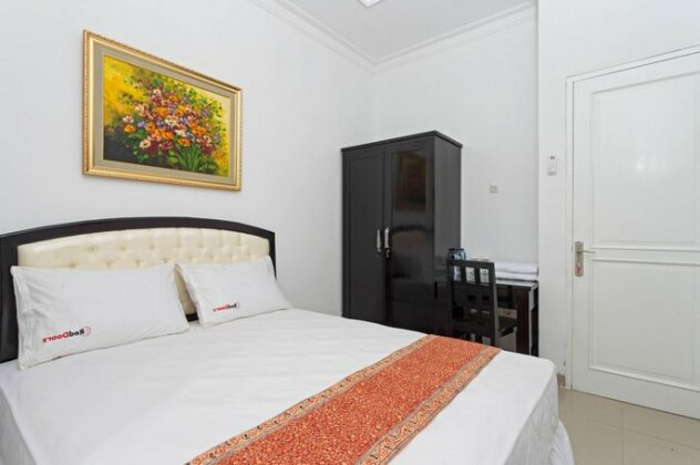 RedDoorz @ Kayu Manis Timur - Photo2