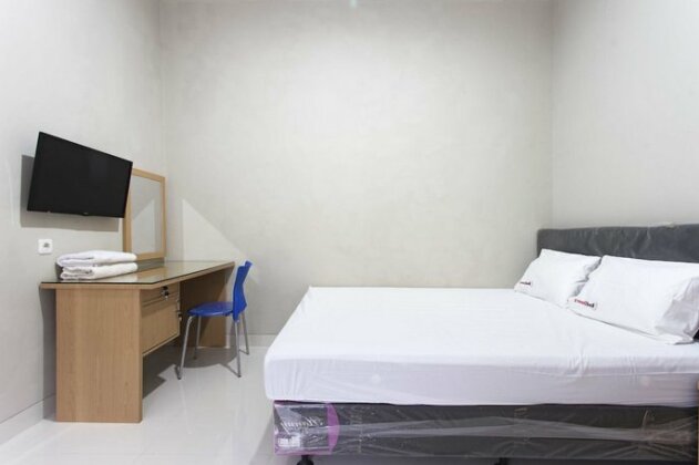 RedDoorz @ Mangga Besar 2 - Photo4