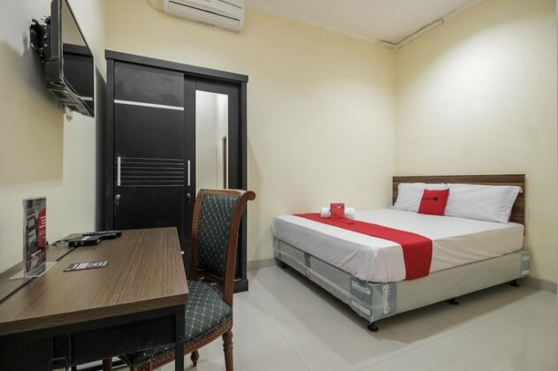 RedDoorz @ Meruya 2 - Photo2