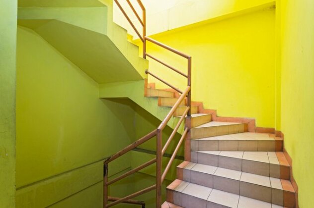 RedDoorz Near Binus Kijang - Photo4