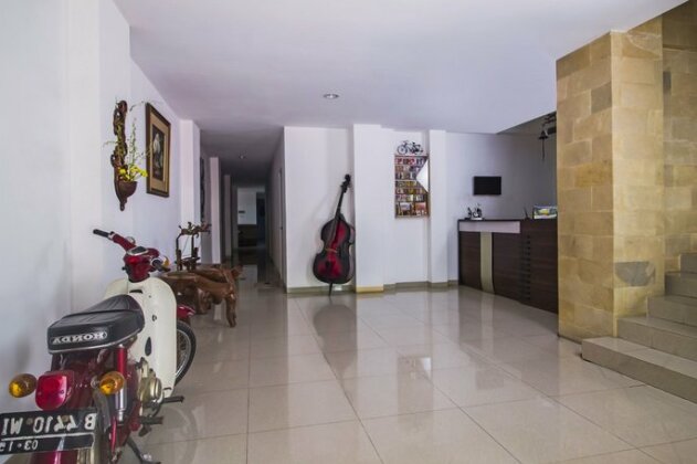RedDoorz Near Cilandak Town Square - Photo3