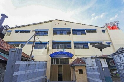 RedDoorz near Ciputra World Kuningan