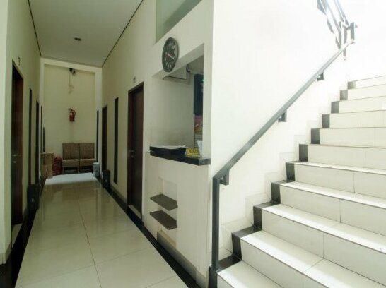 RedDoorz near Grand Indonesia - Photo2