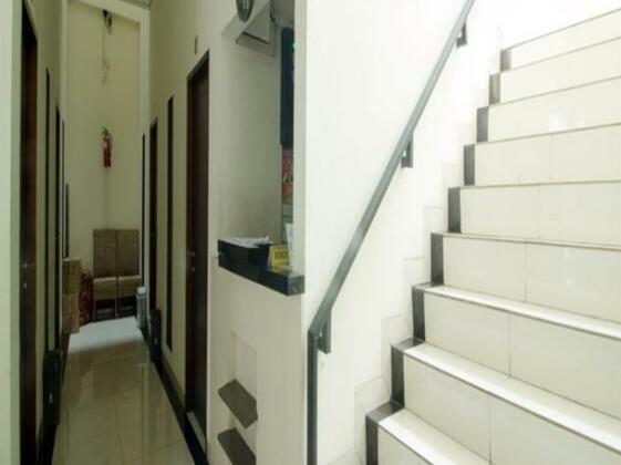 RedDoorz near Grand Indonesia - Photo4