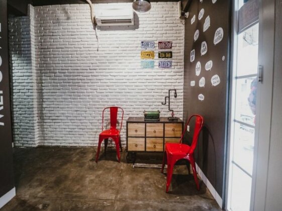 RedDoorz near Lokasari Square Jakarta - Photo5