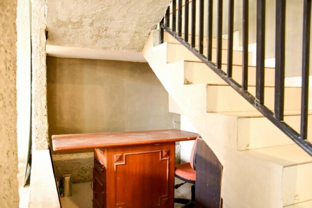 RedDoorz near Mangga Dua Square - Photo3
