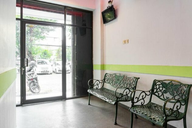 RedDoorz near Pecenongan 2 - Photo2