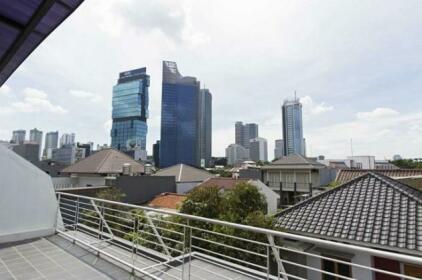 RedDoorz near Sudirman Station