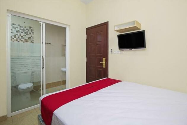RedDoorz @ Palmerah Utara - Photo3
