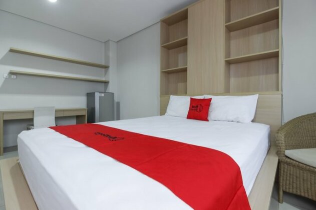 RedDoorz @ Patal Senayan 4 - Photo4