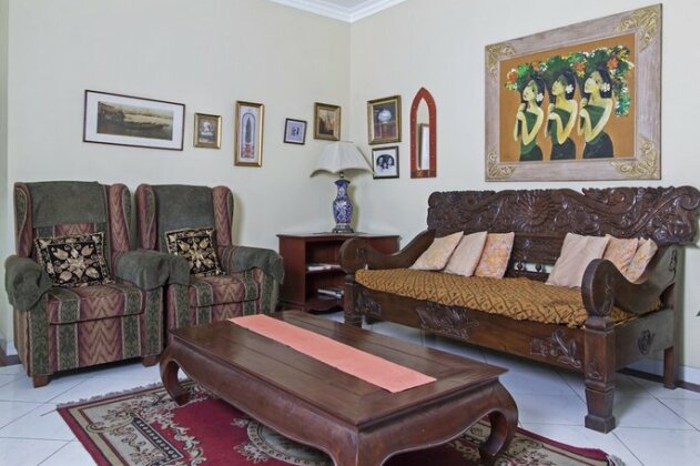 RedDoorz @ Pejaten Raya - Photo4