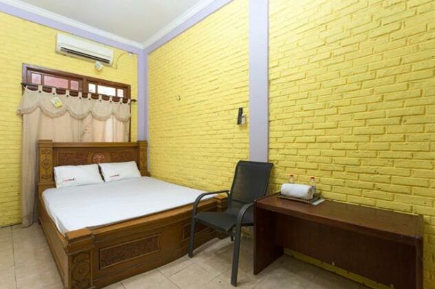 RedDoorz @ Penggilingan Cakung - Photo2