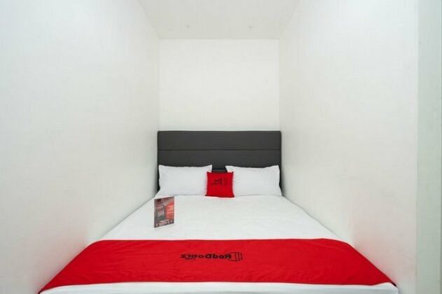 RedDoorz Plus @ Danau Sunter Utara - Photo5