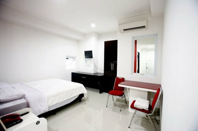 RedDoorz Plus @ Guntur Raya Setiabudi - Photo3