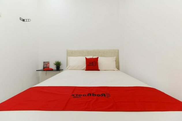 RedDoorz Plus @ Kapuk Business Park - Photo5