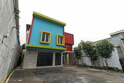 RedDoorz Plus near Halim Perdanakusuma 2