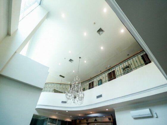 RedDoorz Plus near Senopati 2 - Photo2