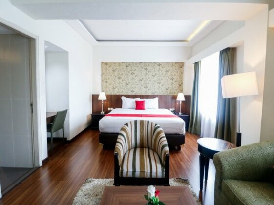RedDoorz Plus near Senopati 2 - Photo3