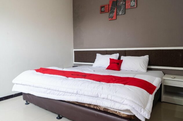 RedDoorz Plus @ Sawah Besar - Photo5
