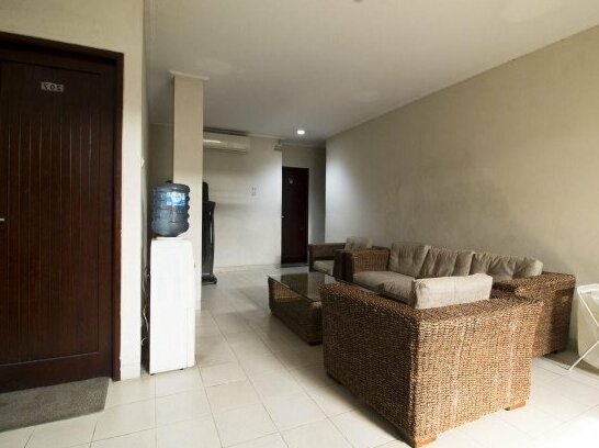 RedDoorz Plus @ Tebet Barat - Photo5