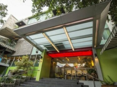 RedDoorz @ Slipi