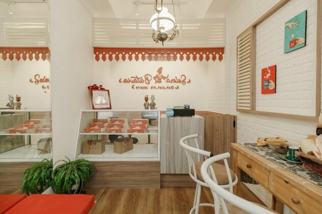 RedDoorz Syariah Plus near Pancoran 2 - Photo3