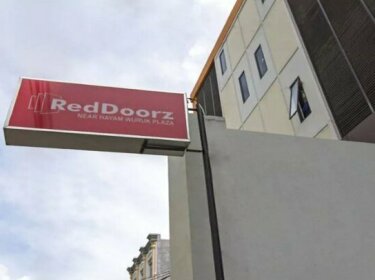 RedDoorz @ Taman Sari