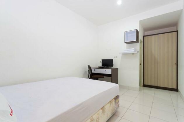 RedDoorz @ Tebet Raya - Photo5