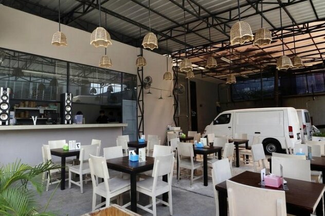 Room 28 Jakarta - Photo2