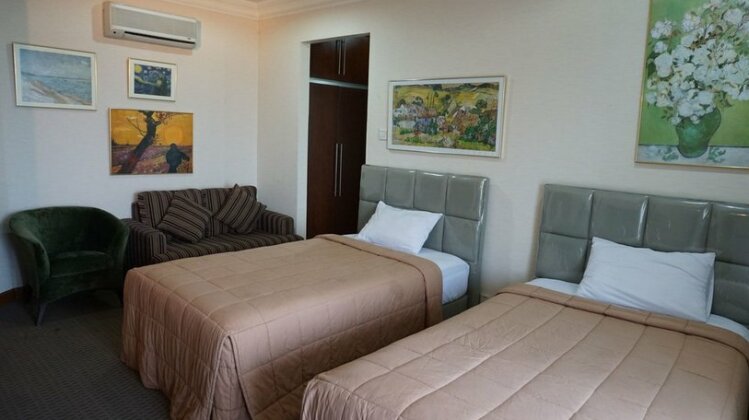 Roosseno Plaza Serviced Apartment - Photo4